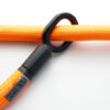 orangenes Textilseil durch gummierte Metallöse von tex–lock eyelet